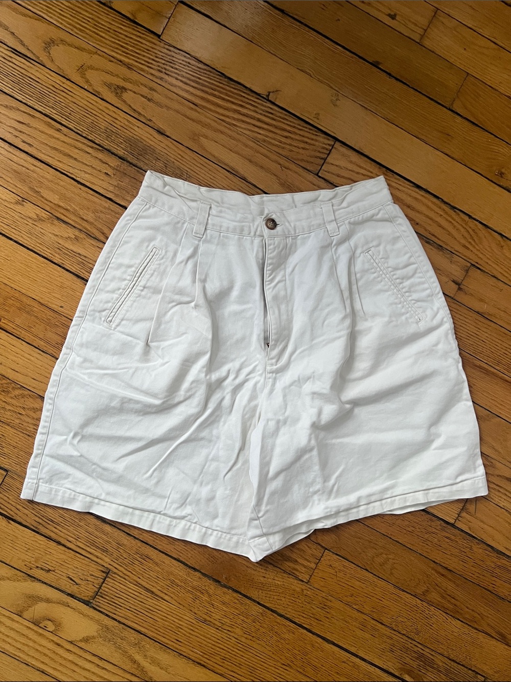 Jones New York High-Waist Pleated Shorts